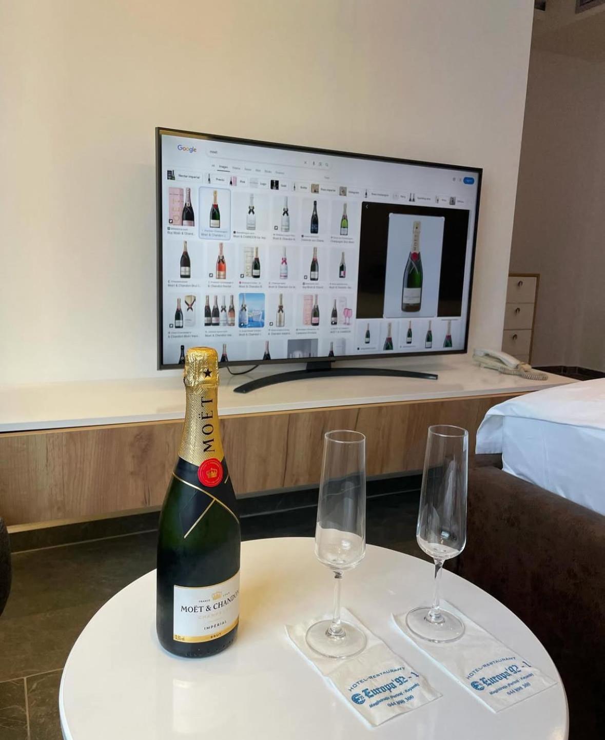 Hotel Europa 92 フェリザイ エクステリア 写真