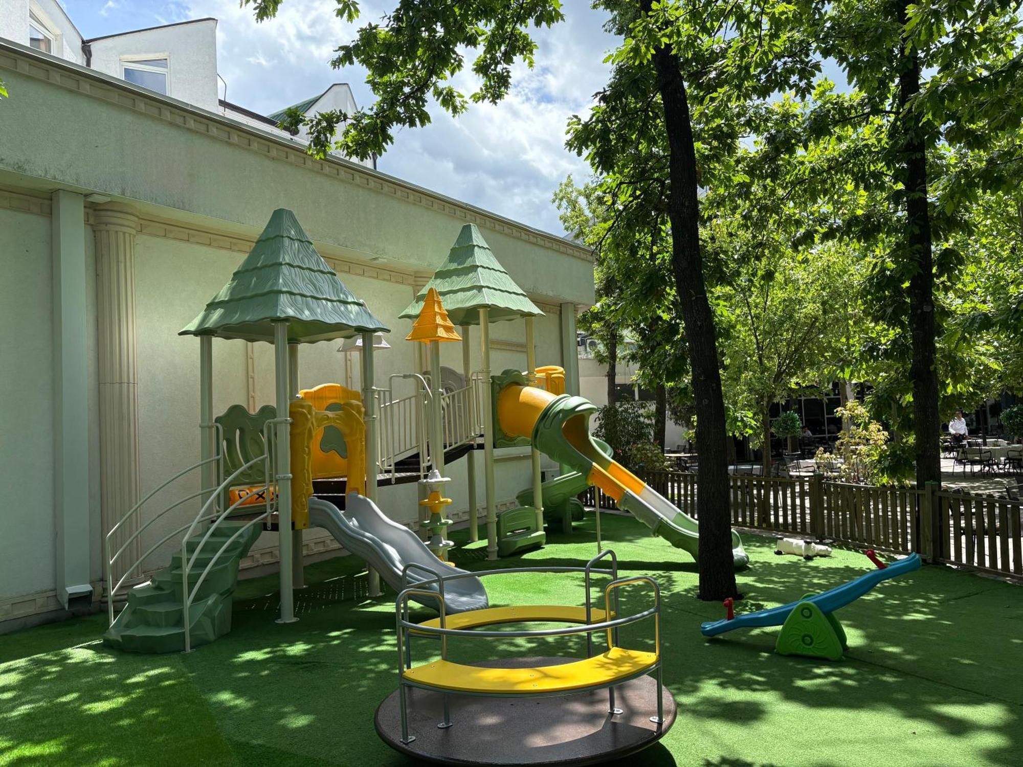 Hotel Europa 92 フェリザイ エクステリア 写真
